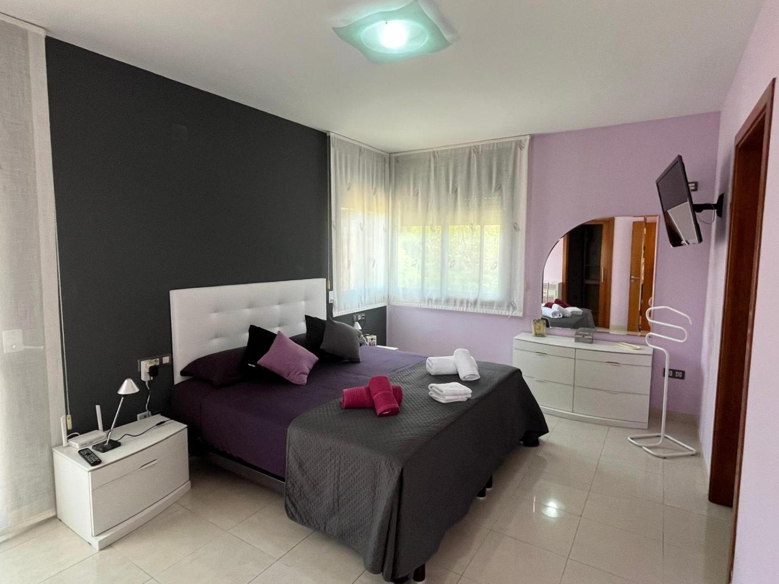 Washingtonia Villa Near Sitges Canyelles  Exteriör bild